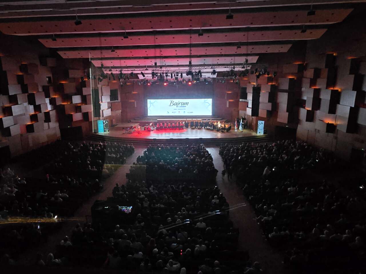 Konya’nın sema geleneği Zagreb’de gönüllere dokundu 7